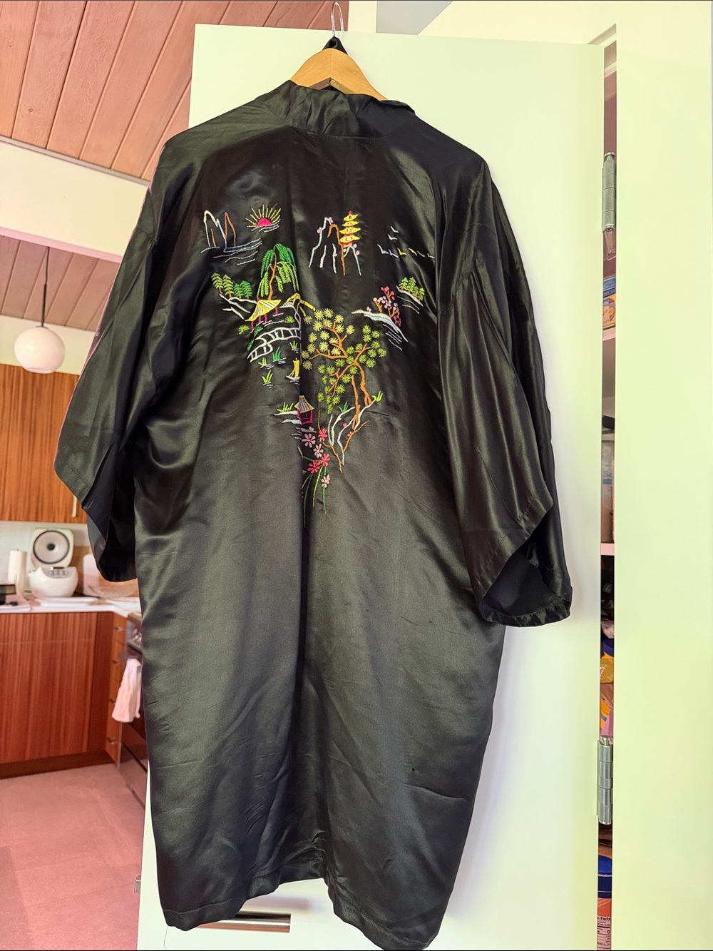 Vintage Black Hand Embroidered 100% Silk Satin Kimono Robe